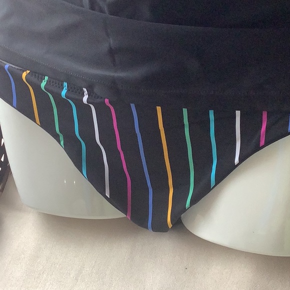Vera Bradley reversible bikini stripes & black size S NWT Black tankini … - Picture 3 of 15